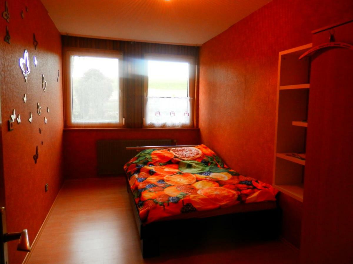 Gesund-Wellness Apartment Mandern  Екстериор снимка
