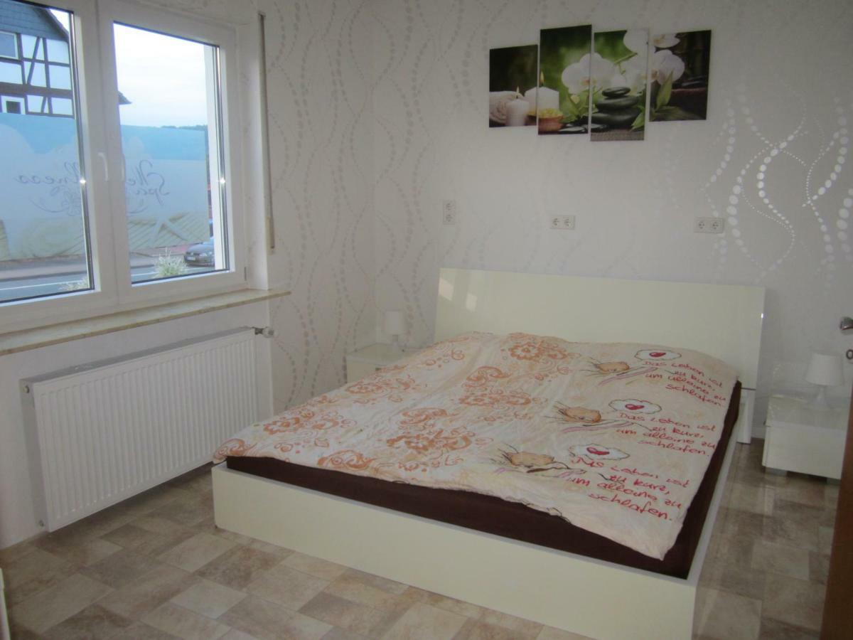 Gesund-Wellness Apartment Mandern  Екстериор снимка